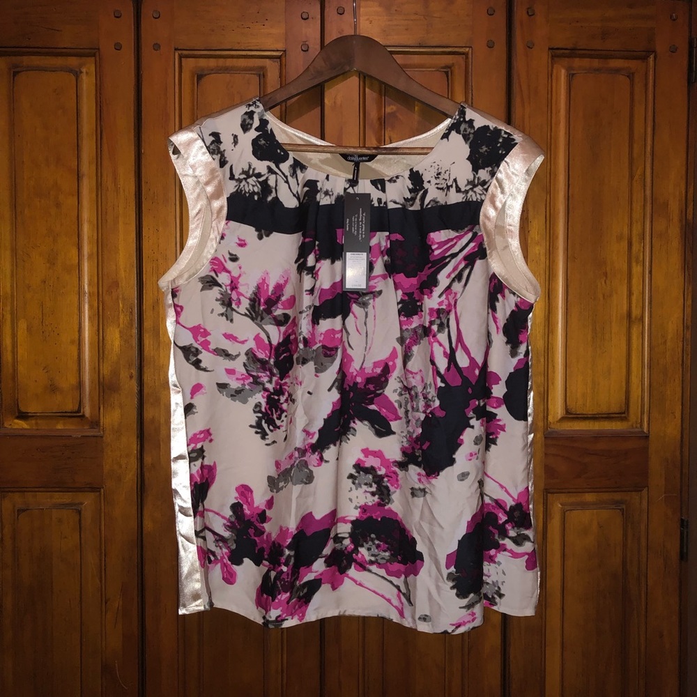Satin sleeveless blouse